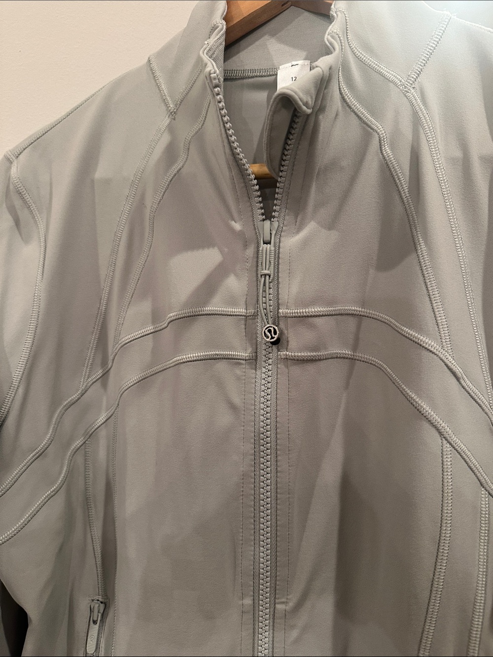 lululemon athletica Light green NULU Jacket - Picture 4 of 7